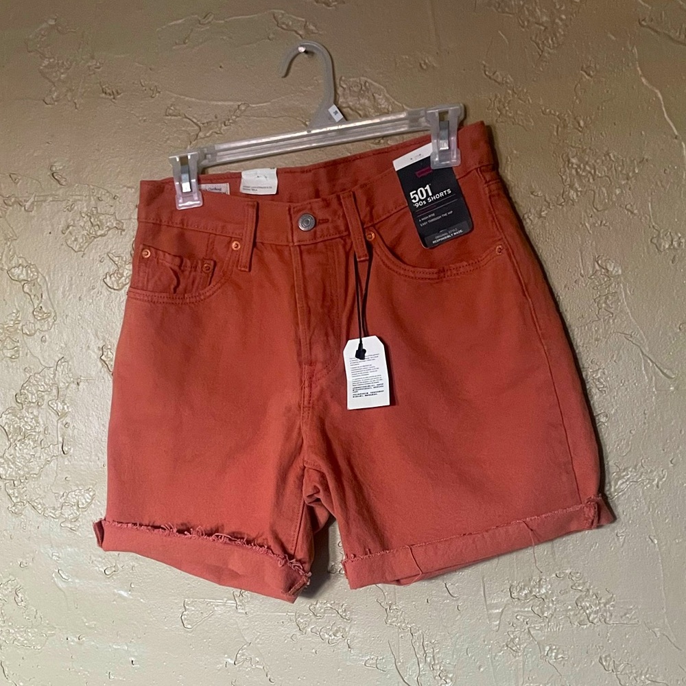Levi’s 501 90’s shorts!!!